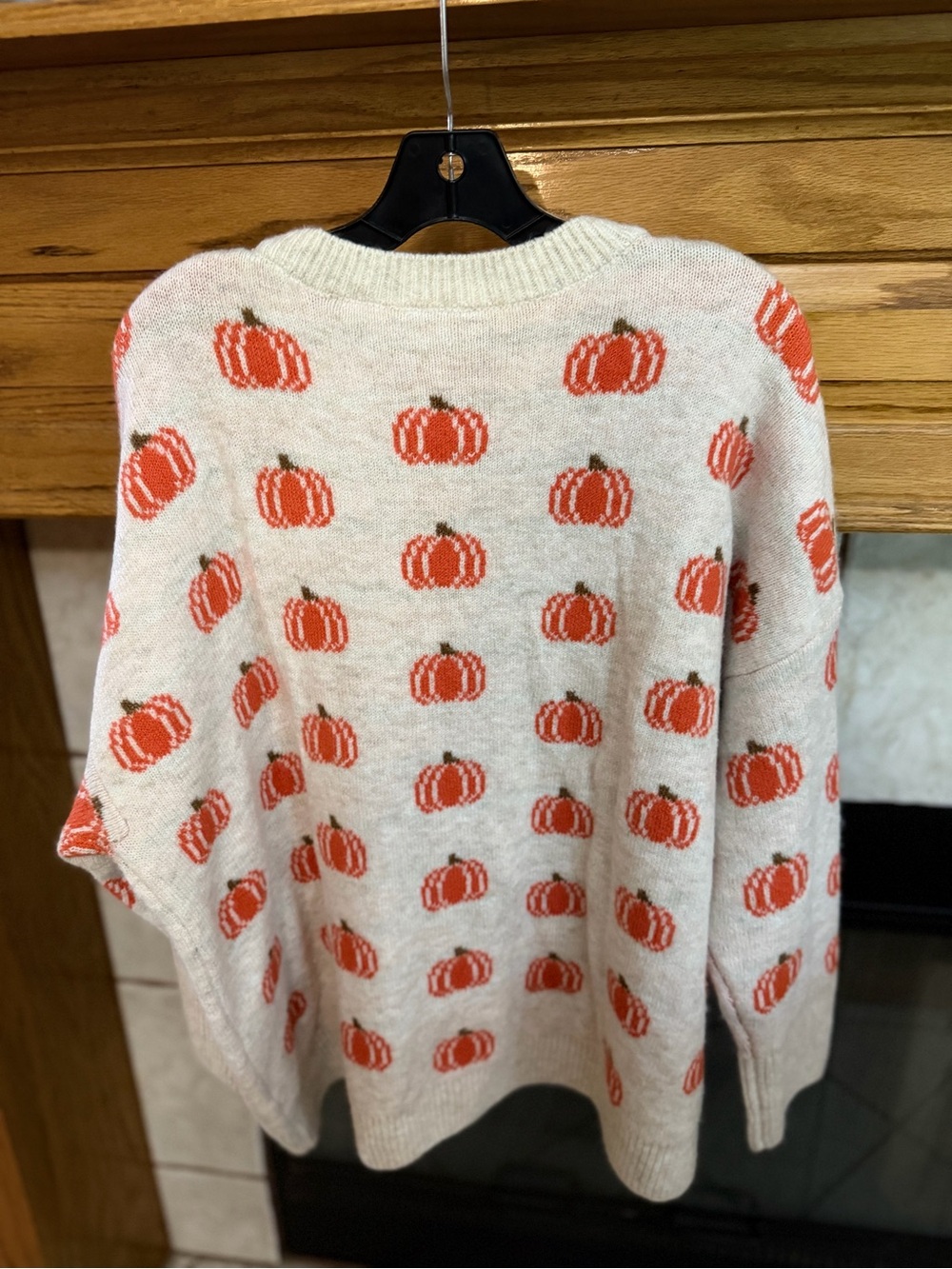 Vince Camuto Cream Crewneck Sweater with Orange Pumpkin Print - Picture 2 of 4
